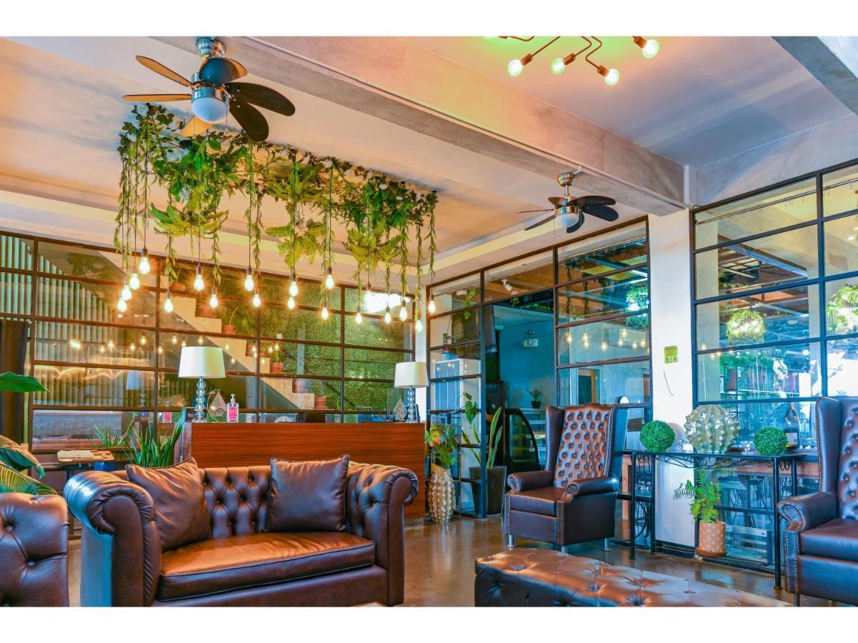 Capital O 890 Nami Hotel Tagaytay Tagaytay City Ngoại thất bức ảnh