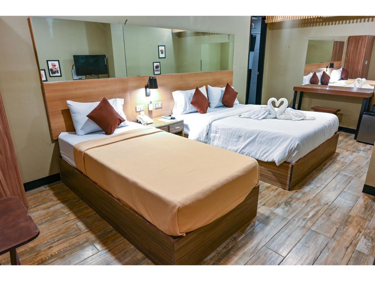 Capital O 890 Nami Hotel Tagaytay Tagaytay City Ngoại thất bức ảnh