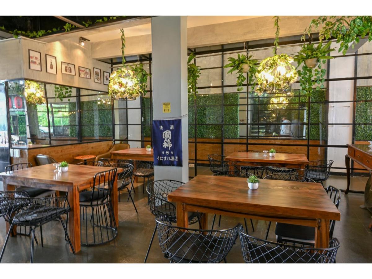 Capital O 890 Nami Hotel Tagaytay Tagaytay City Ngoại thất bức ảnh
