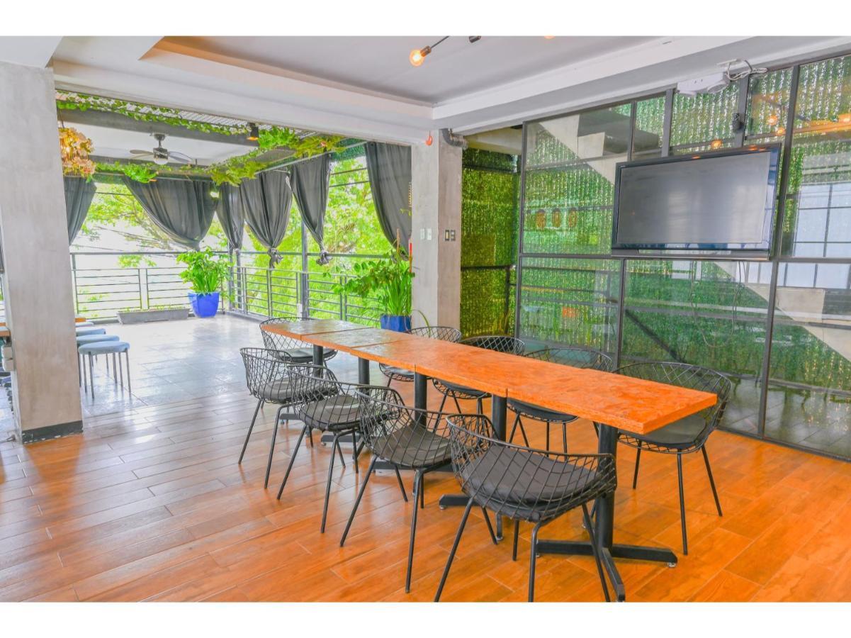 Capital O 890 Nami Hotel Tagaytay Tagaytay City Ngoại thất bức ảnh